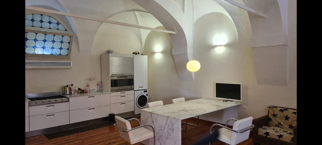 Historic E Comfort Suite - Locazione Semplice Bologne Extérieur photo